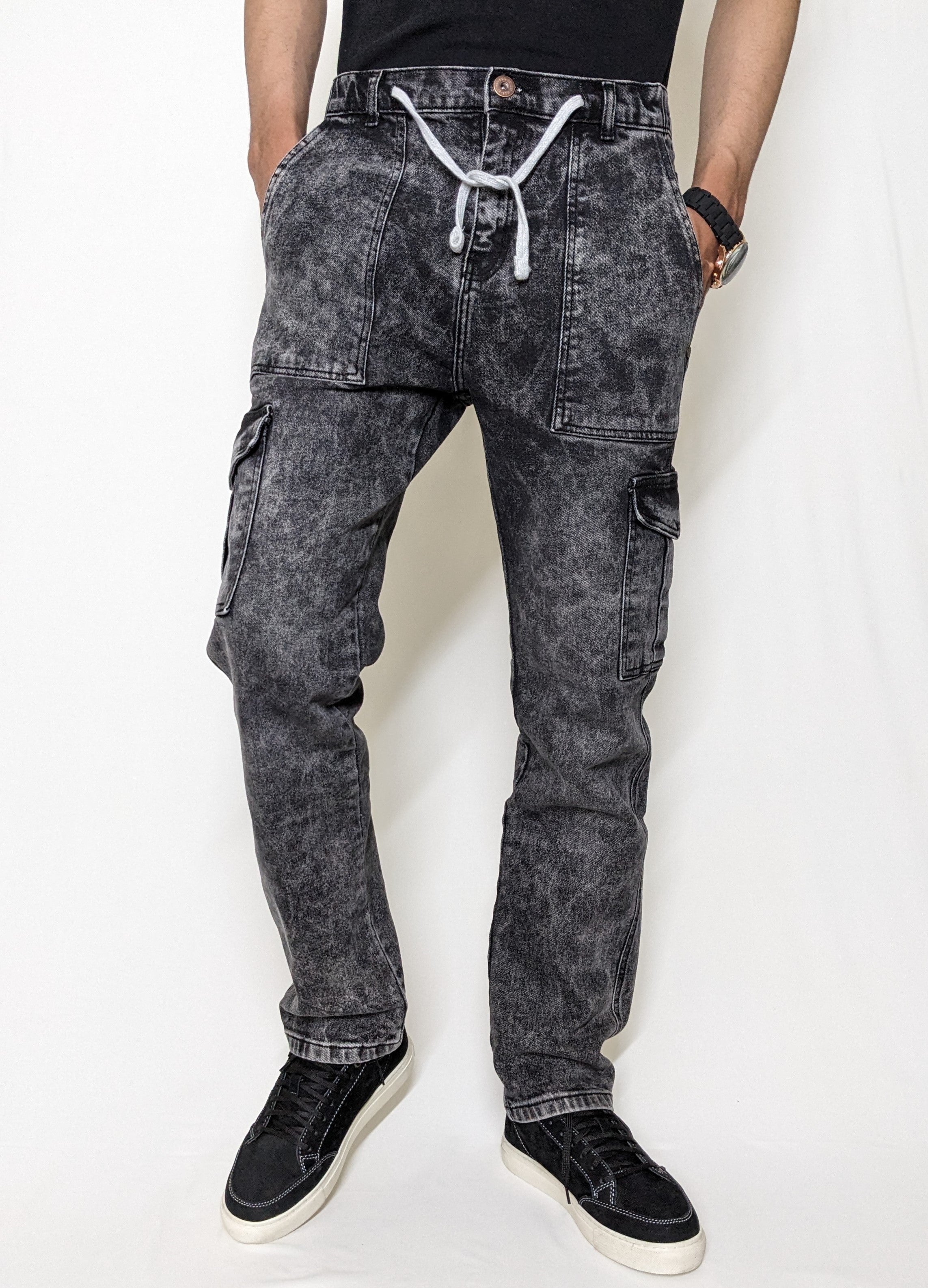 CARGO DENIM PANT WITH ELASTIC BELT AND ROPE (DARK GRAY RANDOM WASH)