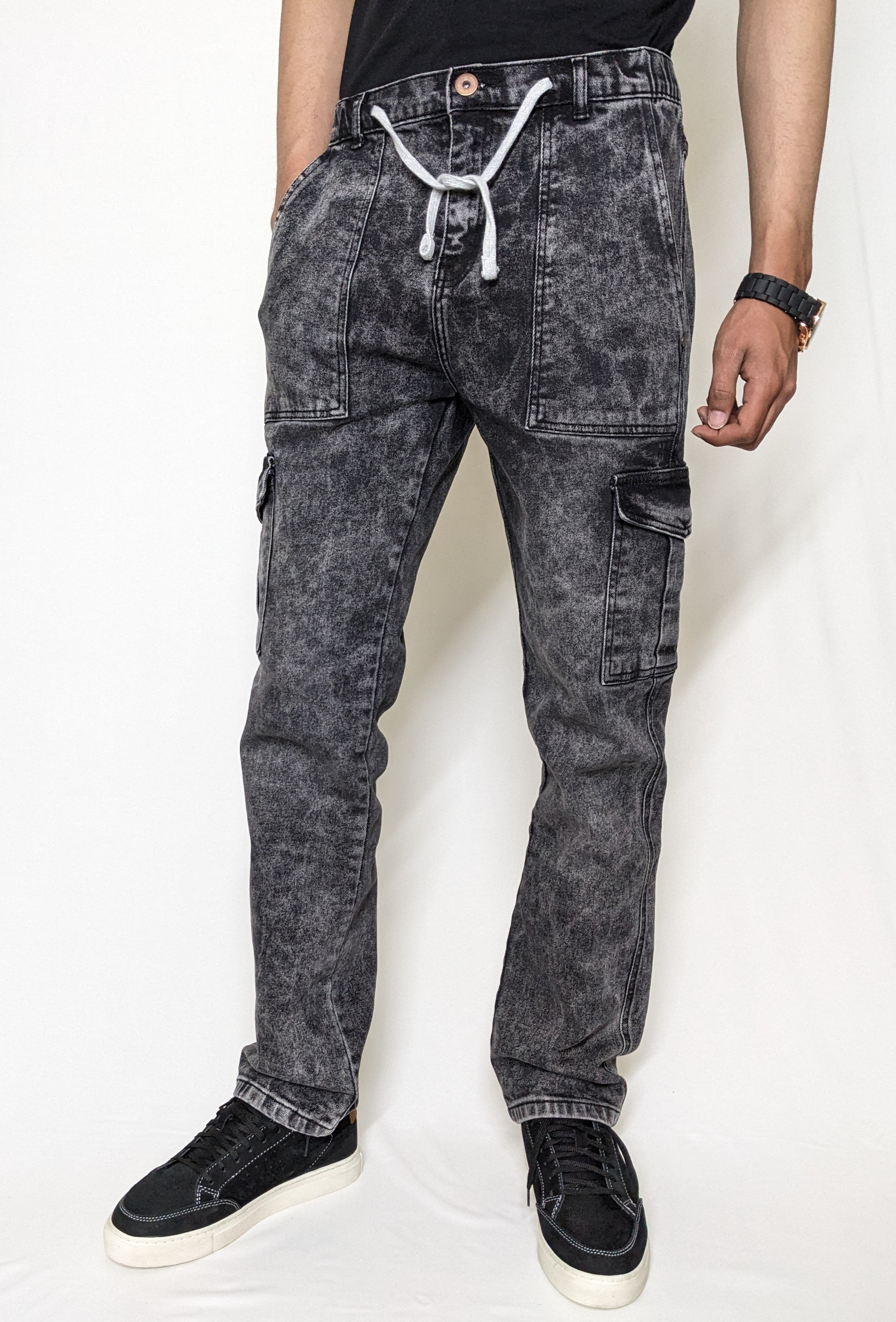 CARGO DENIM PANT WITH ELASTIC BELT AND ROPE (DARK GRAY RANDOM WASH)