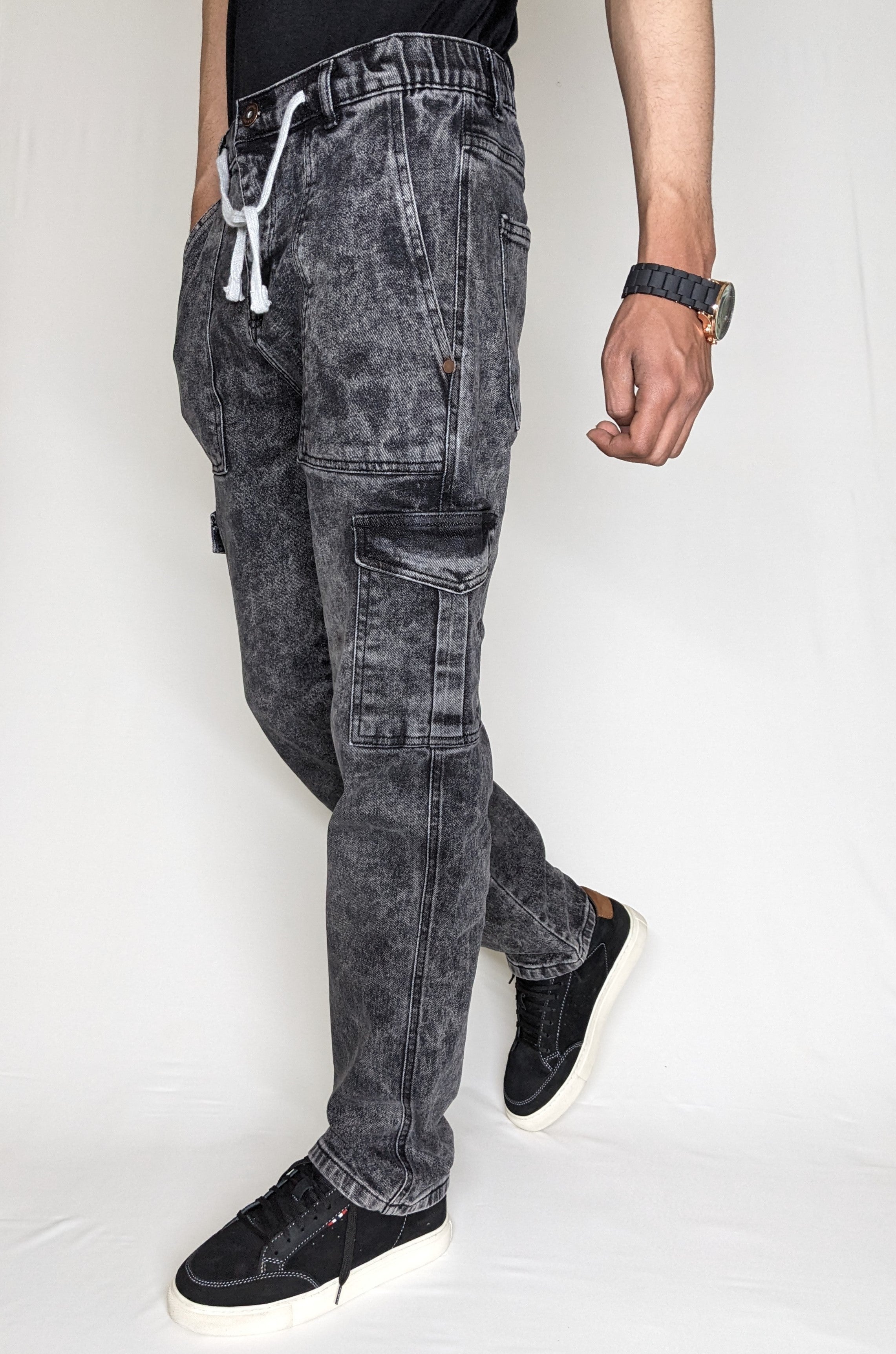 CARGO DENIM PANT WITH ELASTIC BELT AND ROPE (DARK GRAY RANDOM WASH)