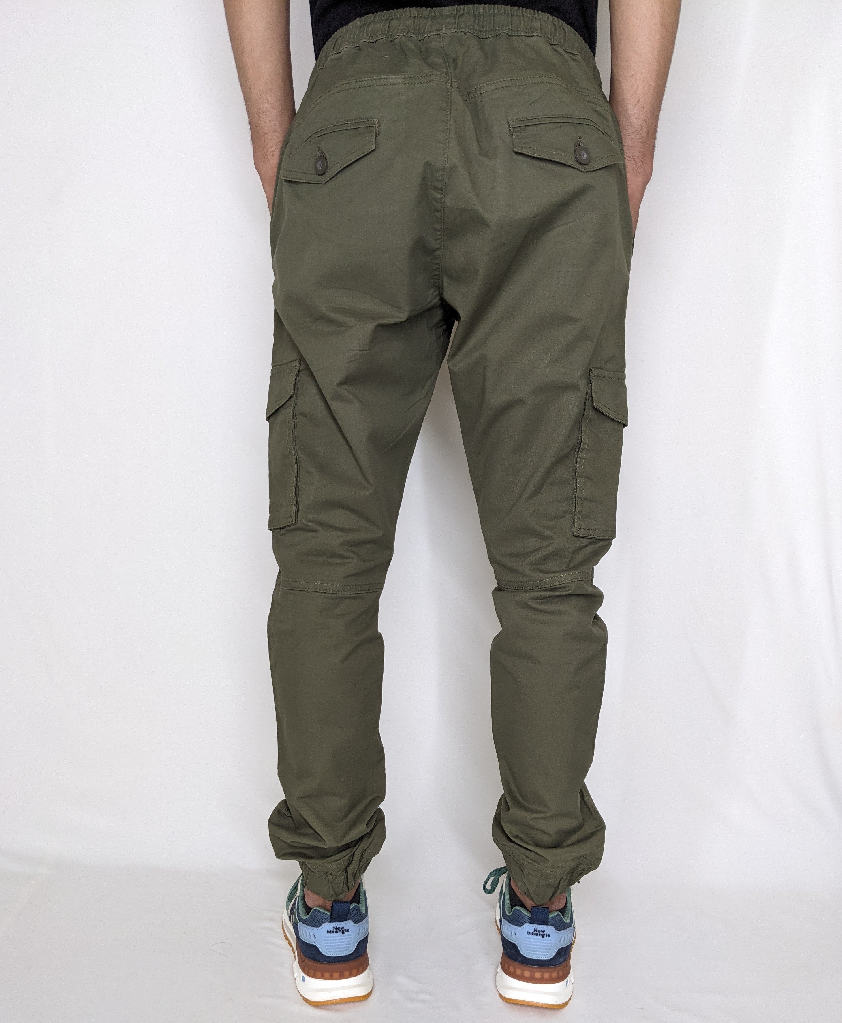 COTTON CARGO JOGGER PANT SIX POCKETS (COMMANDO GREEN)